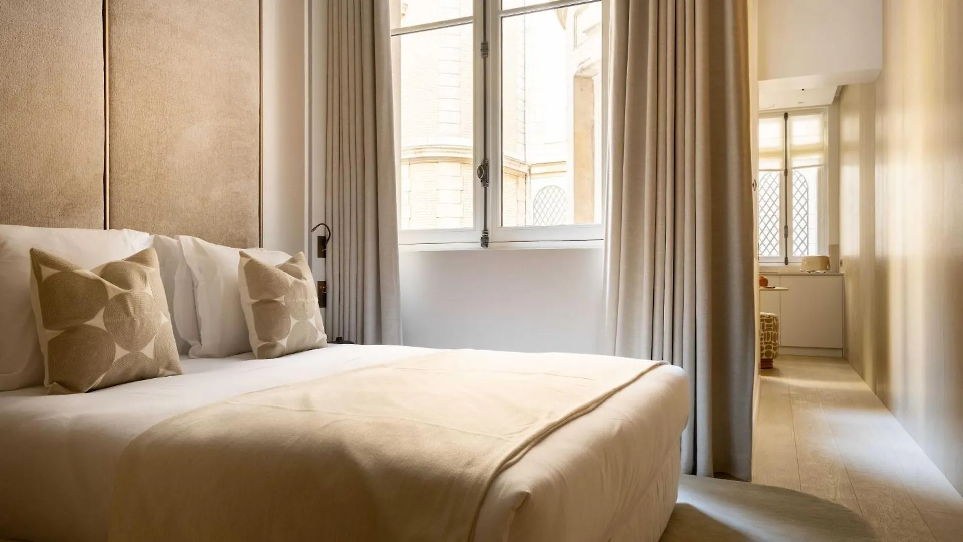 Apartamento Luxurious Residence Madeleine - Saint Honore Paris França
