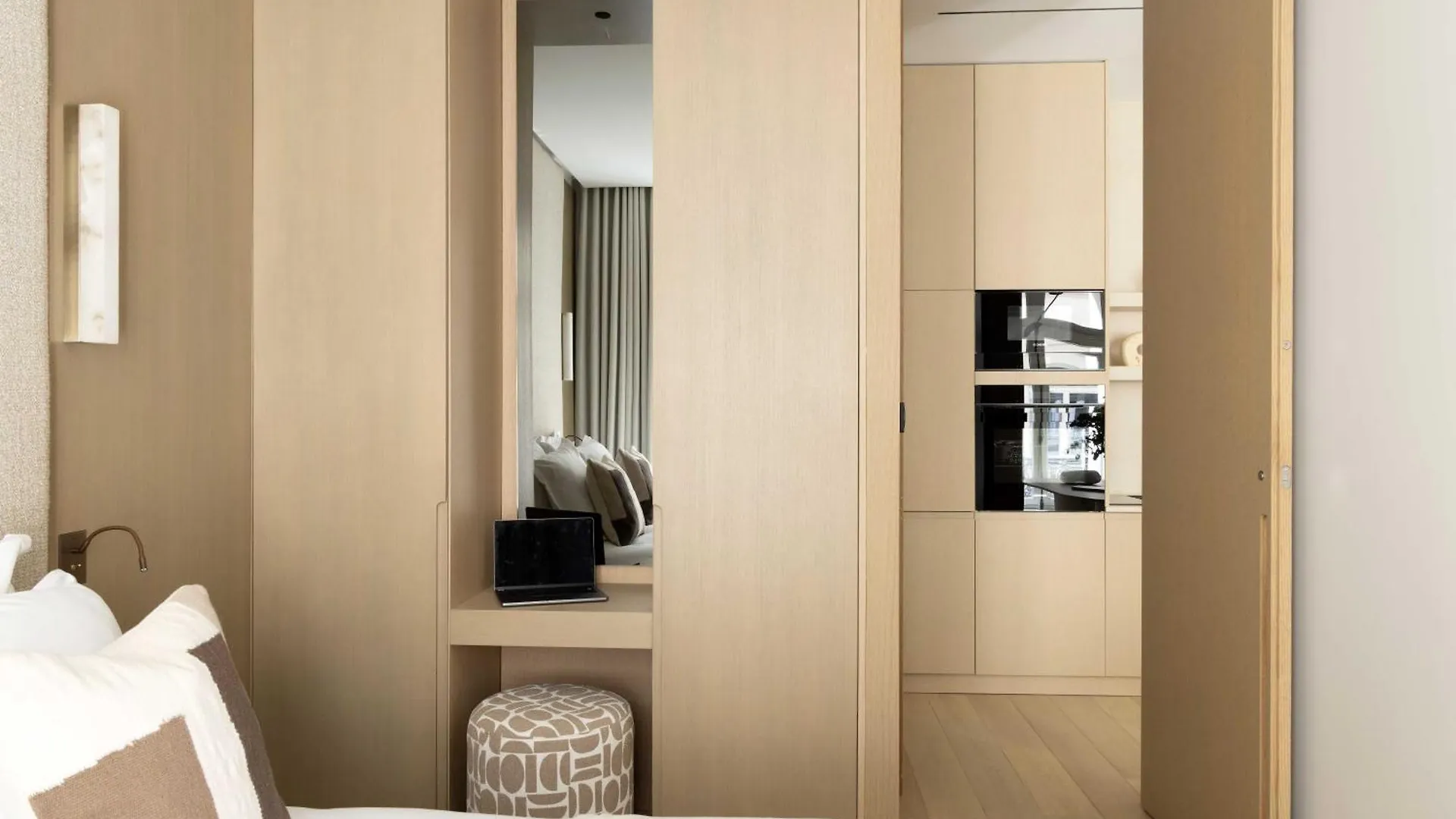 Luxurious Residence Madeleine - Saint Honore Paris